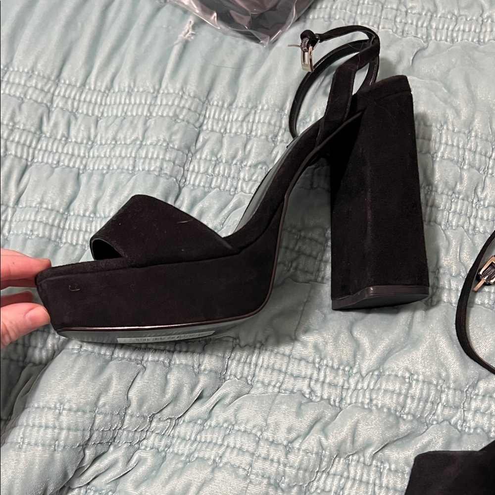 Steve Madden Elegant Black Strappy Heels